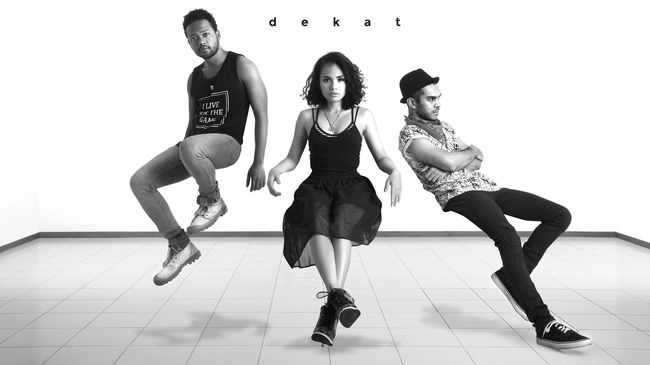 Trio Dekat di CNN Indonesia Music at Newsroom