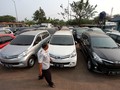 Dishub Jakarta Sebut GrabCar dan Uber Bandel