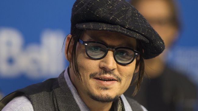 Penampilan Kurus Johnny Depp Disebut karena Stres