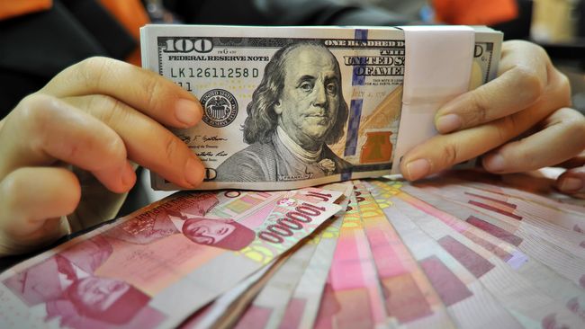 Ramai Sentimen, Rupiah Melemah Lagi ke Rp14.307 per Dolar AS