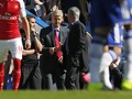 Mourinho: Wenger Selalu Mengeluh