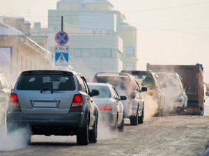Singapura Larang Motor Tua-Batasi Emisi Mesin Diesel