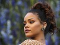 Rihanna Gugat Ayah Sendiri Gara-gara Nama 'Fenty'