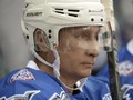Vladimir Putin Rayakan Ulang Tahun dengan Bermain Hoki