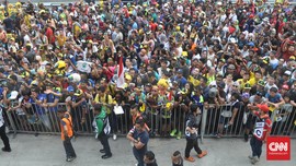 Ribuan Rossi Mania Gagal Bertemu 'The Doctor'