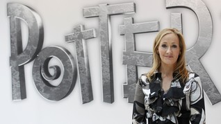 JK Rowling Bantu Bintang 'Harry Potter' Hadapi Anorexia