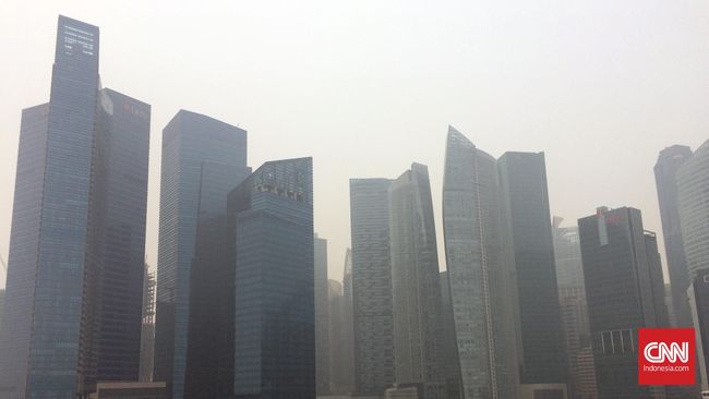 Bantu Pemadaman Api, AS Beri Bantuan Rp37,6 M untuk Indonesia
