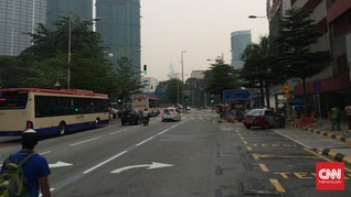 Kuala Lumpur Masih Diselimuti Kabut Asap Tipis