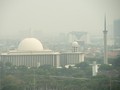 Salat Gerhana di Istiqlal Usai, Warga Masih Sibuk Selfie