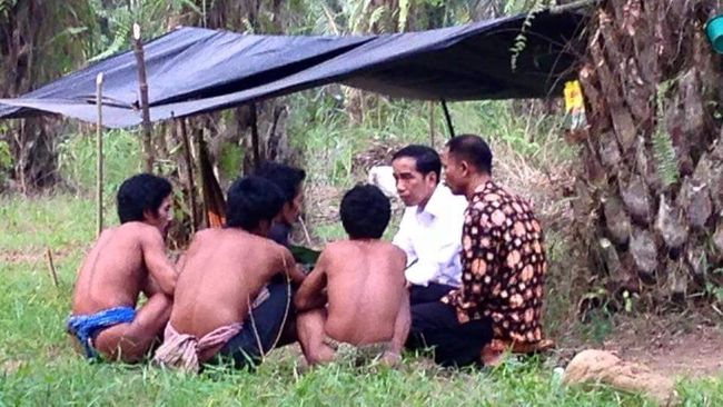 Jokowi Siapkan Hunian Tetap Bagi Suku Anak Dalam