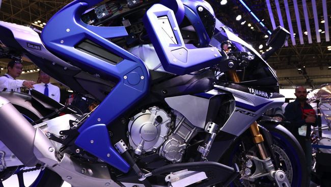 Yamaha Ciptakan Robot  Pengendara Sepeda  Motor