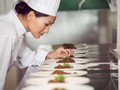 10 Maskapai Internasional dengan Makanan Paling Enak di Dunia