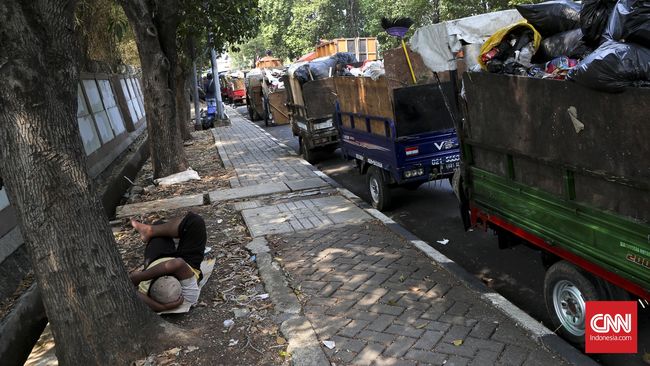 Ahok Anggarkan Pengolahan Sampah untuk GTJ Hingga Awal 2016