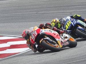 Jorge Lorenzo soal Sepang Clash 2015: Rossi Dorong Marquez Keluar Lintasan