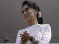 Myanmar Bebaskan 100 Tahanan Politik