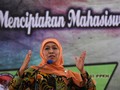 Khofifah Tak Anggap Risma Sebagai Rival di Pilgub Jatim