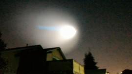 Meteor Lintasi Langit Denmark