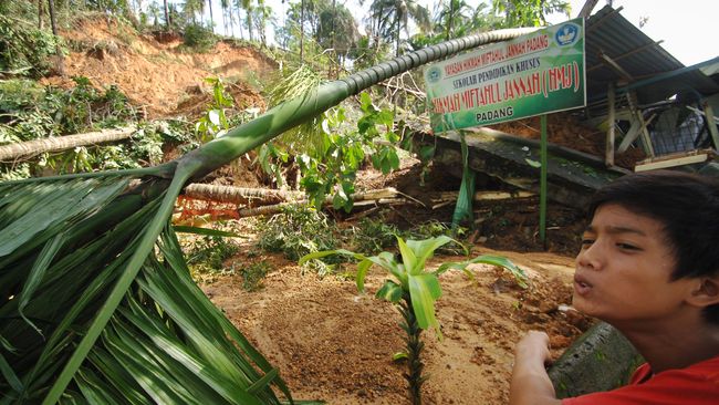 Pemerintah Siapkan Rp150 Miliar untuk Banjir dan Longsor