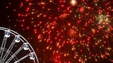 Pesta kembang api menjadi penutup acara Festival Cahaya atau Diwali di Leicester, Inggris, pada Rabu (11/11). Namun perayaaannya masih diestafet hingga beberapa hari berikutnya dengan berbagai agenda kegiatan. Wisatawan juga bisa mengunjungi destinasi wisata lain dari museum, bar sampai pertokoan.