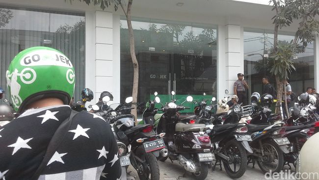 Polisi Tangkap Penjambret Berbaju GoJek