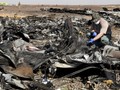 Pesawat Rusia Terbakar di Udara, 13 Penumpang Meninggal Dunia