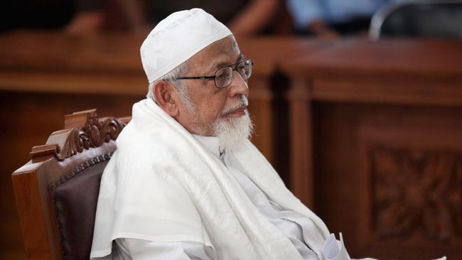 Saksi Sebut Ba'asyir Tak Terlibat Pelatihan Militer di Aceh