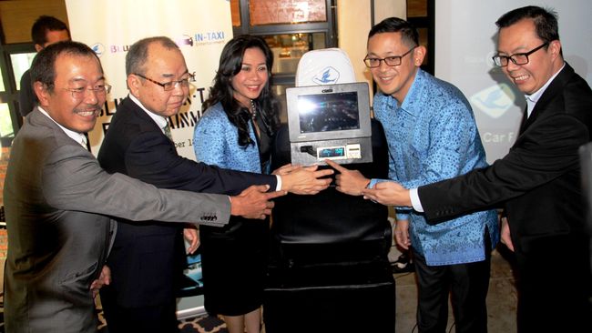Blue Bird Enggan Perang Tarif di Tengah Gempuran Taksi Online