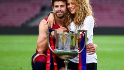 Shakira Dihubungi Chris Martin Tiap Hari Setelah Pisah dari Gerard Pique