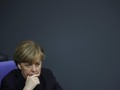 Tak Sepaham Kebijakan Imigran Merkel, Mendagri Jerman Mundur