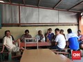 Maklumat Kapolri Bubarkan Massa Vs Budaya Nongkrong Warga