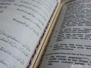 Surat Al-Baqarah Ayat 285-286: Terjemahan, Keutamaan, Cara Mengamalkan