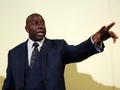 Magic Johnson Tak Mau Lagi Tonton Pacquiao