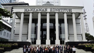 Rapor Merah Mahkamah Konstitusi 2016