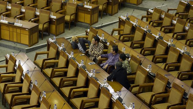 Baleg: Fraksi DPR Sepakat Tambah Kewenangan Legislasi DPD