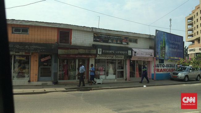 Warga Kamerun Dilarang Menyetir Malam Sebulan