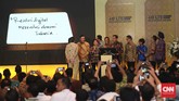 Peresmian 4G LTE ini dihadiri oleh lima operator yang menyelenggarakan acara tersebut, Telkomsel, XL, Indoosat, Smartfren dan Bolt. Foto: CNN Indonesia/Safir Makki