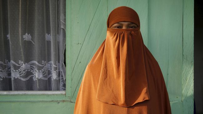 Polisi Sebut 3 Perempuan Bima Gabung Kelompok Teroris Santoso