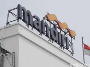 Riduan Jadi Direktur Utama Bank Mandiri Gantikan Darmawan Junaidi