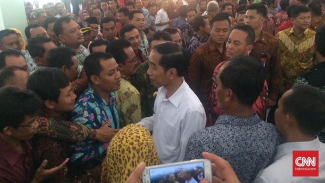 Presiden Wajibkan Perangkat Desa Transparan Soal Dana Desa