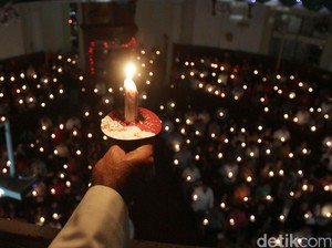 Makna Menyalakan Lilin Saat Merayakan Hari Natal