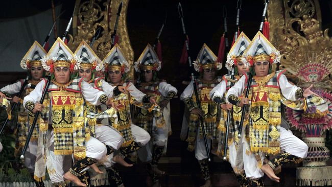 Pelestarian Tari Sanghyang Dedari Lewat Wisata Budaya
