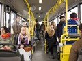 Bus 'Puitis' Berseliweran di Jalanan Vancouver