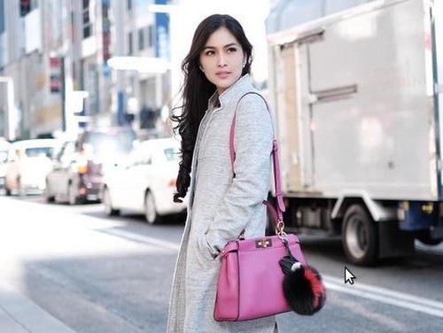 Sandra Dewi Pakai Parfum Sebagai Pereda Stres & Obat Susah 