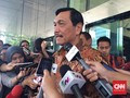 Luhut Gandeng Grab Promosikan Danau Toba dan Borobudur