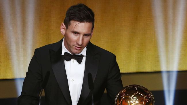5 Alasan Messi Layak Raih Trofi Ballon d'Or