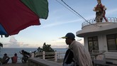 Saat menyambangi Banyuwangi, Edy Purnomo melihat kebinekaan di mana terdapat perpaduan tradisi dan budaya Jawa, Madura, Bali. Selain melihat barong khas Bali di Banyuwangi, ia juga menjumpai patung penari gandrung di sudut Pantai Watudodol.