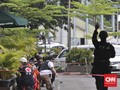 Jelang Tengah Malam, Warga Masih Datangi Lokasi Ledakan