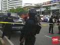 Warga Padati Lokasi Sekitar Ledakan di Kawasan Thamrin