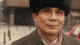 Sitor sempat dipenjara oleh rezim Orde Baru, pada 1966, dan dibebaskan pada 1975, tanpa proses pengadilan. Selama kebebasannya terbelenggu, Sitor merasa dirinya manusia yang bukan manusia. Begitu dibebaskan, ia aktif menulis lagi, hingga lanjut usia.
