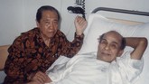 Dalam ingatan Logo, ayahnya sangat disiplin, terutama urusan makan dan olahraga.